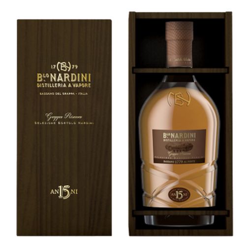 Grappa Riserva Nardini 15y 0,7l 45% Dřevěný box